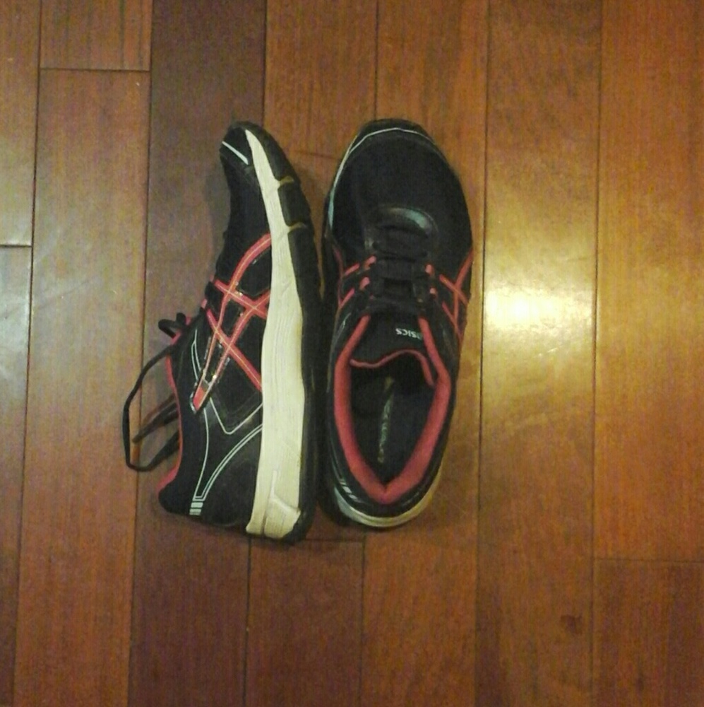womens asics athletic shoes